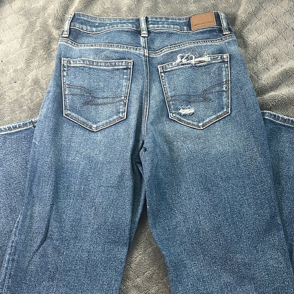 American Eagle Mom Jeans - Picture 3 of 4